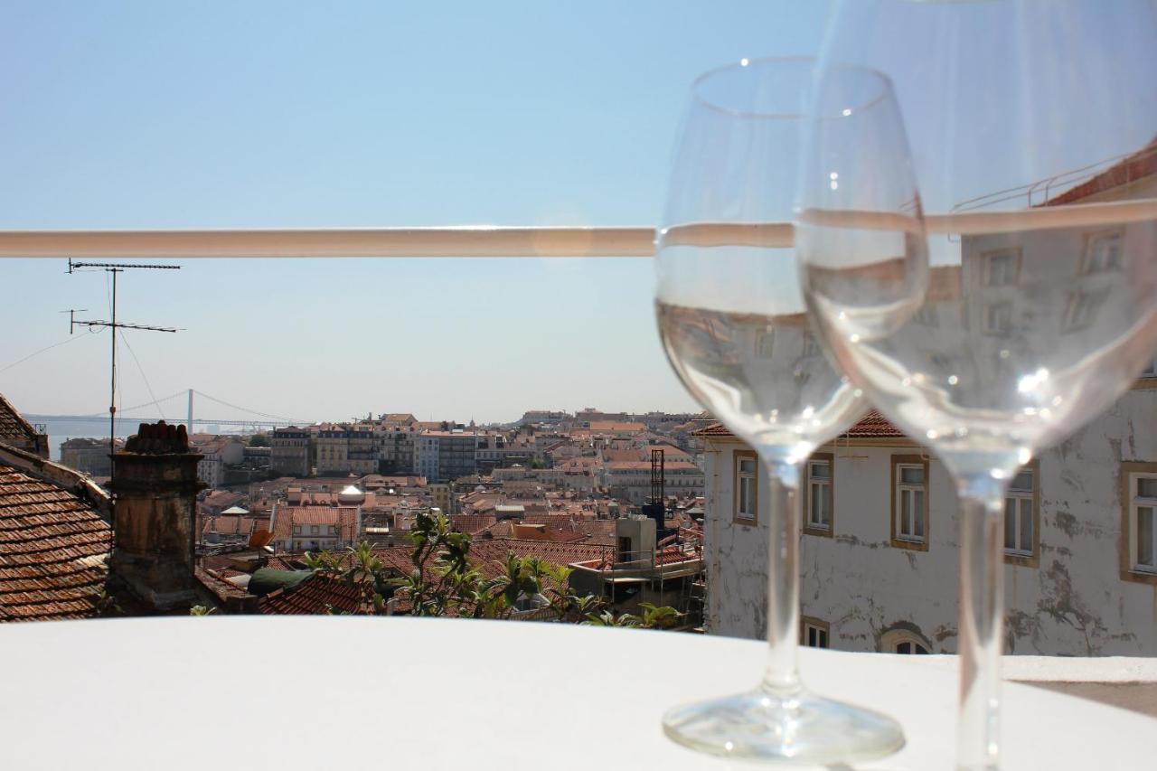 Portas Do Castelo Apartments Lisbon Exterior photo